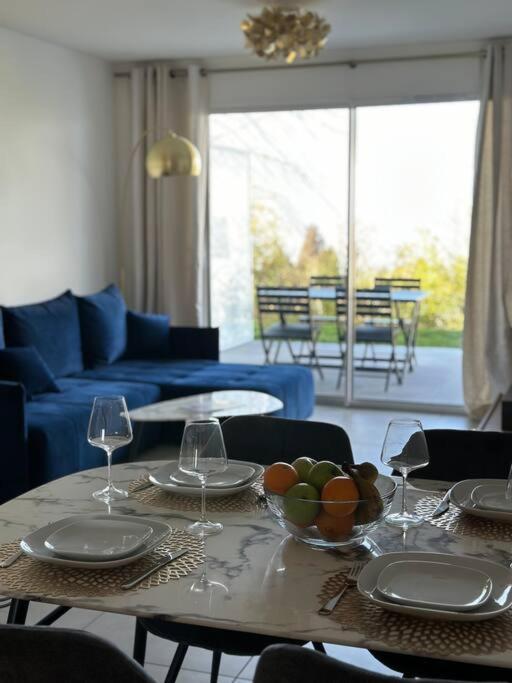 Royal Park Lake View Apartment Évian-les-Bains Екстериор снимка