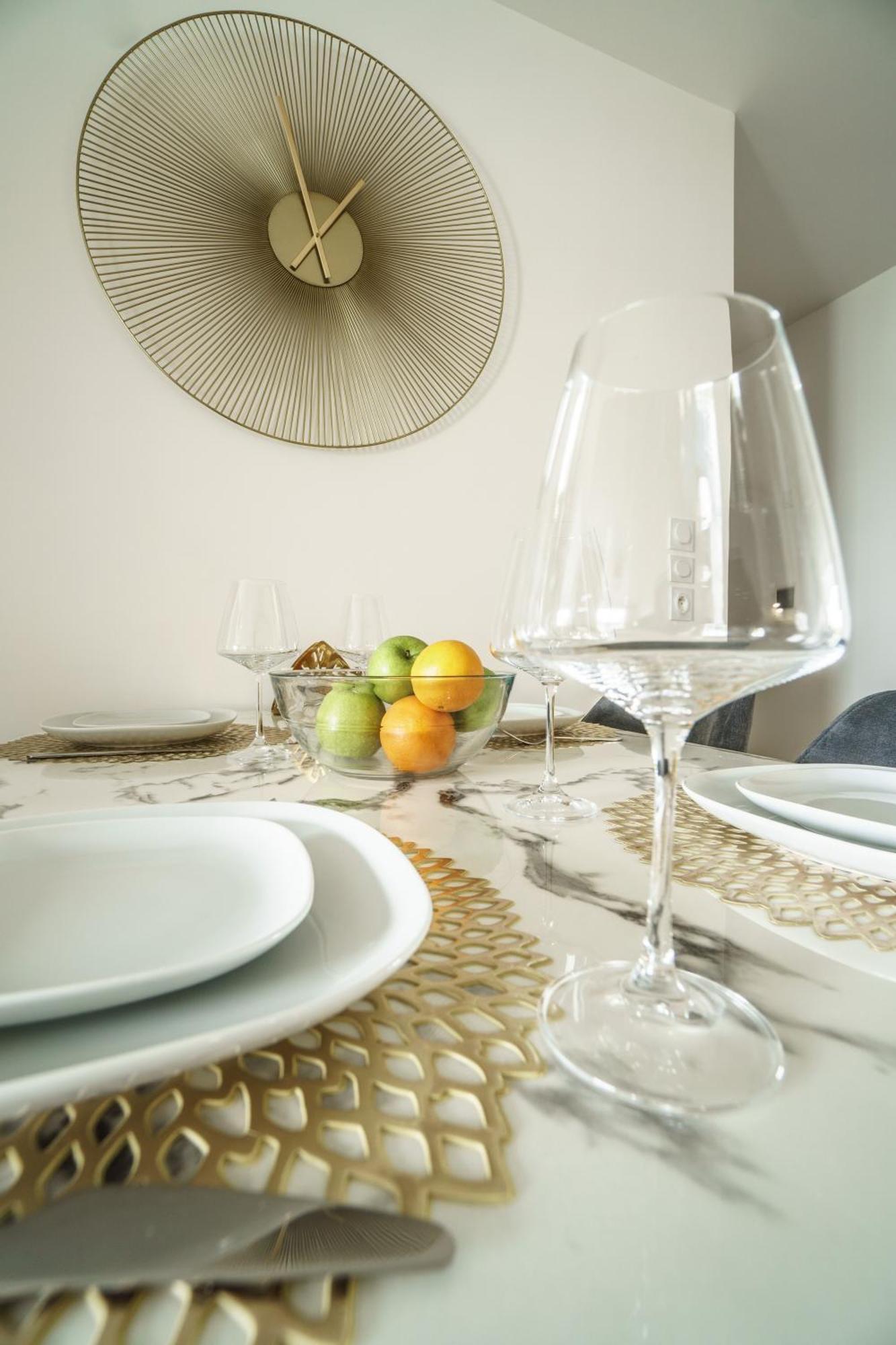 Royal Park Lake View Apartment Évian-les-Bains Екстериор снимка